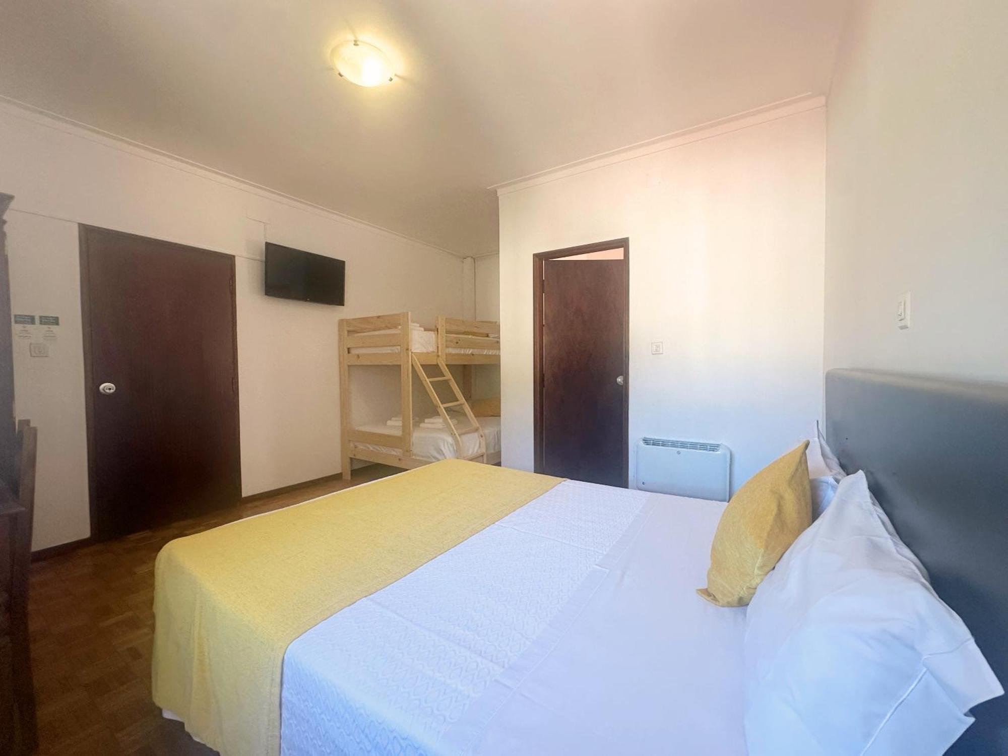Geres Guest House Εξωτερικό φωτογραφία