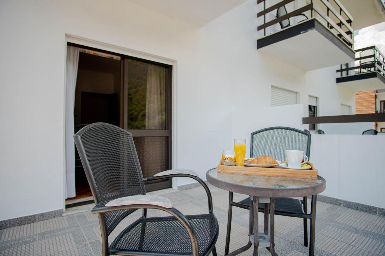 Geres Guest House Εξωτερικό φωτογραφία